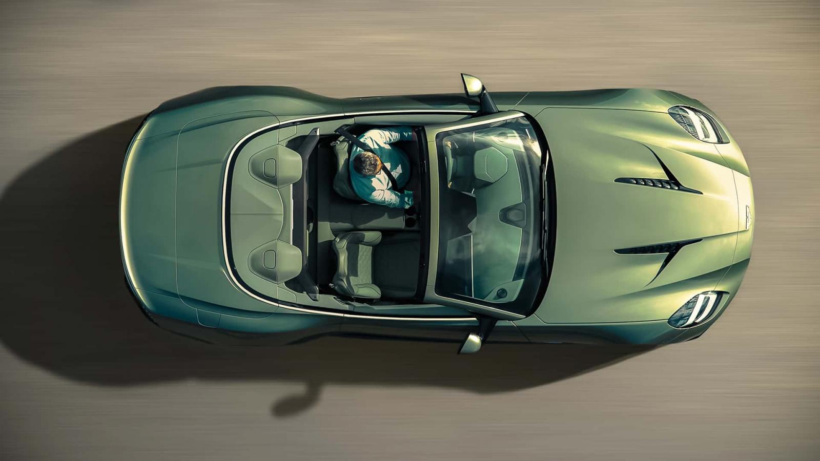 Η ισχυρότερη κάμπριο Aston Martin είναι η Vanquish Volante